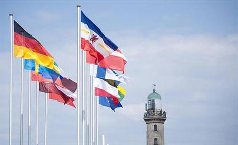 UE quer aumentar parcerias com países do Leste