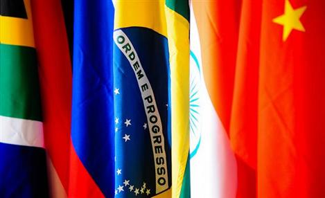 Brasil à frente do BRICS em avanço social