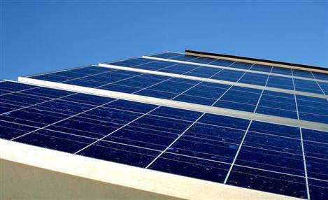 Alemanha quer desenvolver fábrica solar no Brasil