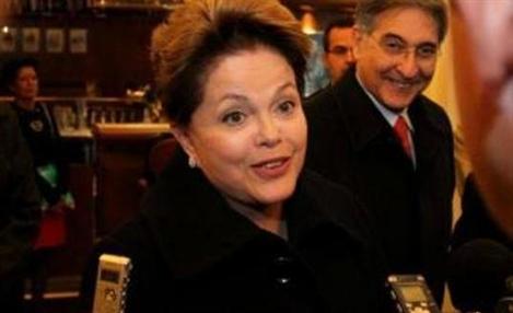 CeBIT e crise são pauta de Dilma na Alemanha