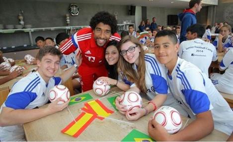 Allianz leva grupo de adolescentes à Alemanha