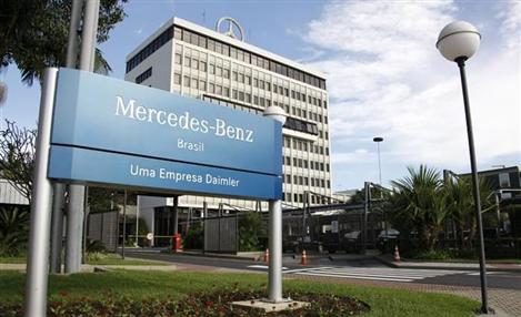 Mercedes investe em suas plantas