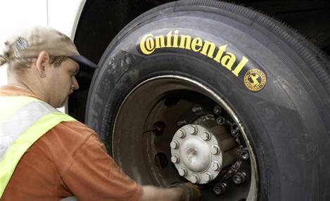 Continental lança pneu radial para aplicação em portos