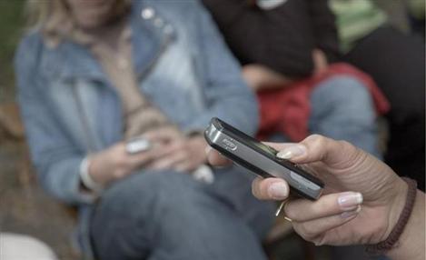 Turistas brasileiros receberão SMS sobre consulados