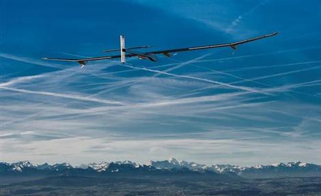 Avião movido a energia solar cruzará EUA