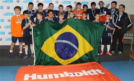 Colégio Humboldt em torneio de futebol juvenil