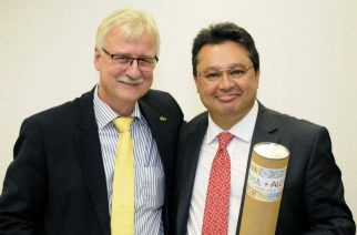 Dr. Wolfram Anders, presidente da AHK São Paulo e Ministro Gustavo Leite