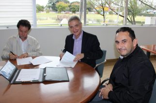 Tecpar e AguasParaná assinam acordo para apoiar reciclagem no Paraná