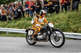 BMW exibiu motos clássicas no festival “Wheels and Waves”