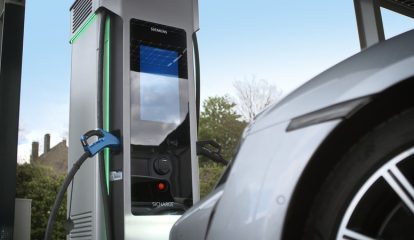 Siemens lança dois novos modelos de carregadores de veículos elétricos no Brasil