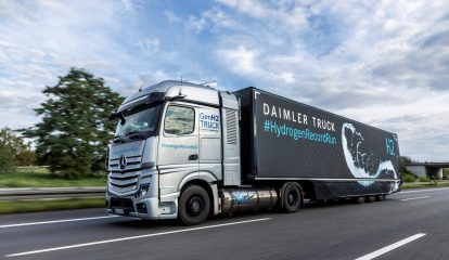 Caminhão Mercedes-Benz GenH2 ultrapassa a marca de 1.000 km com um abastecimento de hidrogênio líquido