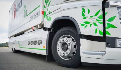 Caminhão com pneus Continental conquista recorde mundial de quilometragem para veículo elétrico
