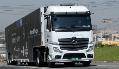 Mercedes-Benz e CIES Global colocam em operação Unidade Móvel para pequenas cirurgias