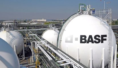 BASF registra um segundo trimestre forte apoiado por preços e volumes mais altos