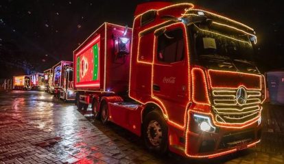 Estrela da Mercedes-Benz lidera Caravanas Iluminadas de Natal da Coca-Cola FEMSA por mais um ano