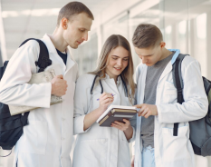 Instituição de ensino do Hospital Alemão Oswaldo Cruz abre inscrições para cursos na área da saúde