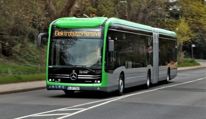 Mercedes-Benz inicia sistema de armazenamento de energia a partir de baterias usadas