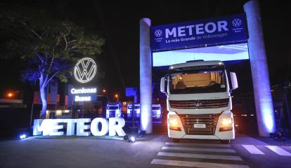 Caminhão VW Meteor desembarca no Paraguai