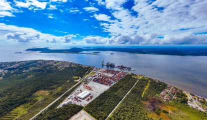 Porto Itapoá recebe certificação internacional por uso de energias renováveis