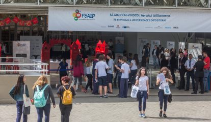 Empresas alemãs focam em jovens do ensino médio