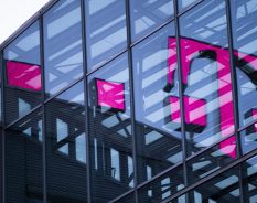 Deutsche Telekom e operadoras unem forças por cobertura móvel universal