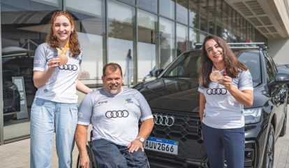 Audi do Brasil entrega Q5 adaptado à Seleção Paralímpica de Voleibol