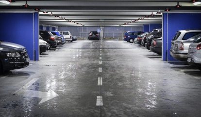 Santander e Webmotors lançam serviços em estacionamentos de agências