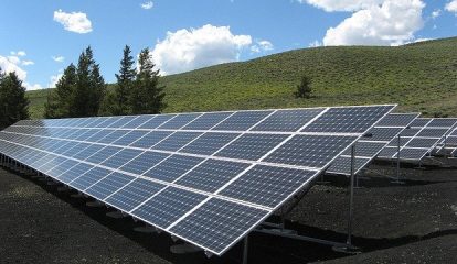 Brasil desponta entre maiores geradores de empregos em energia solar fotovoltaica no mundo