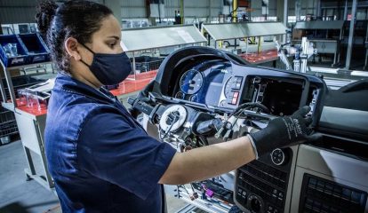 Fábrica da Volkswagen Caminhões e Ônibus cresce total de trabalhadores em 25%