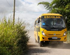 Volkswagen negocia primeiro lote de 2025 ao programa Caminho da Escola