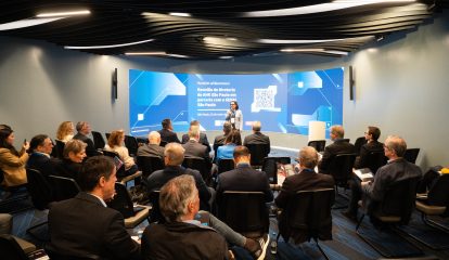 Diretoria da Câmara Brasil-Alemanha visita Centro de Conectividade do Senai