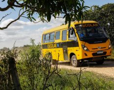 Volkswagen alcança marco de 30 mil ônibus para Caminho da Escola
