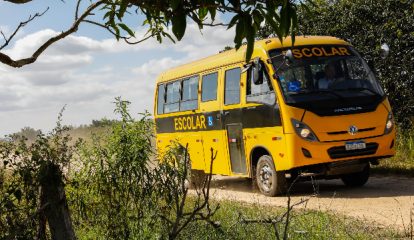 Volkswagen alcança marco de 30 mil ônibus para Caminho da Escola