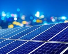 Ano recorde da fonte solar coloca Brasil como quarto maior mercado mundial da tecnologia, apesar dos desafios, diz ABSOLAR