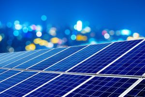 Ano recorde da fonte solar coloca Brasil como quarto maior mercado mundial da tecnologia, apesar dos desafios, diz ABSOLAR