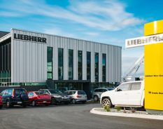 Liebherr: guindastes do grupo alemão permitem o rápido progresso da segunda torre mais alta da Escandinávia