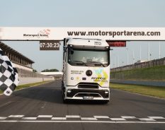 Mercedes-Benz Trucks conquista recorde mundial do Guinness com o caminhão elétrico eActros 600