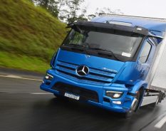 Mercedes-Benz confirma o eActros como o caminhão elétrico com a maior autonomia no Brasil