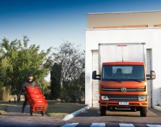 VW Delivery 11.180 desponta na liderança de vendas de caminhões