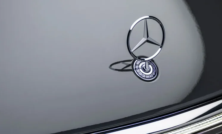 Mercedes-Benz é a primeira empresa automotiva a impulsionar a “Renewable Carbon Initiative”