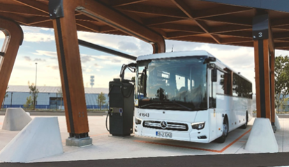 Daimler Buses, do grupo Mercedes-Benz, lança estações públicas de recarga de baterias para ônibus elétricos