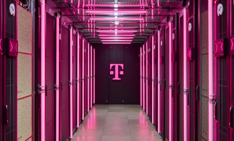 Deutsche Telekom abre a primeira fábrica de IA industrial da Alemanha