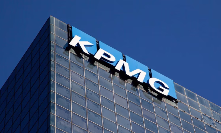 Adoção de IA acelera, mas geração de valor ainda é desafio para empresas, aponta estudo da KPMG