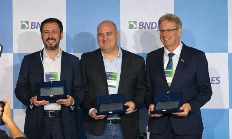 BRDE conquista 1º lugar entre bancos de desenvolvimento em premiação do BNDES
