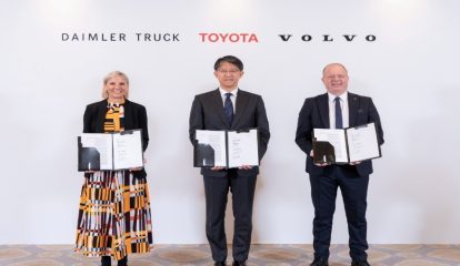Parceria entre Daimler Truck e gigantes da indústria mira liderança em hidrogênio