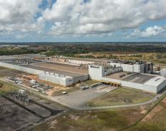 Continental celebra 20 anos de produção de pneus em Camaçari