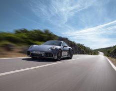 Porsche ultrapassa marca de 120 mil veículos entregues no primeiro semestre do ano