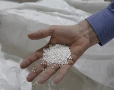 Evonik facilita a reciclagem química de plásticos