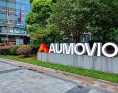 AUMOVIO registra progresso operacional no primeiro semestre do ano