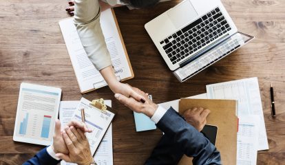 Américas lideram investimentos globais de Private Equity no primeiro semestre, aponta KPMG